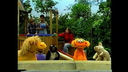Sesame Street - Zoe Needs Help with the Sponsors