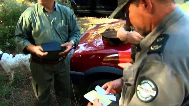 LA REVUE MAG : La revue : Gérard Bernard/Christelle Giuliana/Société de chasse La Loutre Martigues