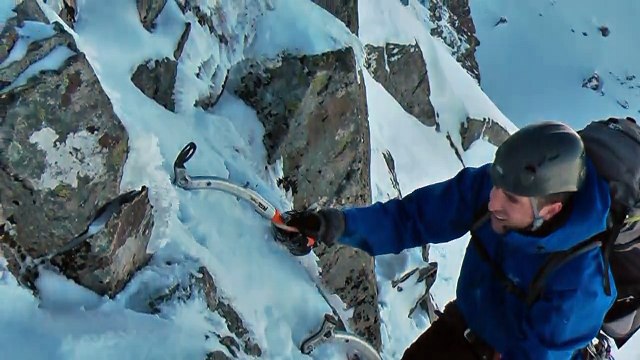 West Coast Mountain Guides - Guiding Tower Ridge