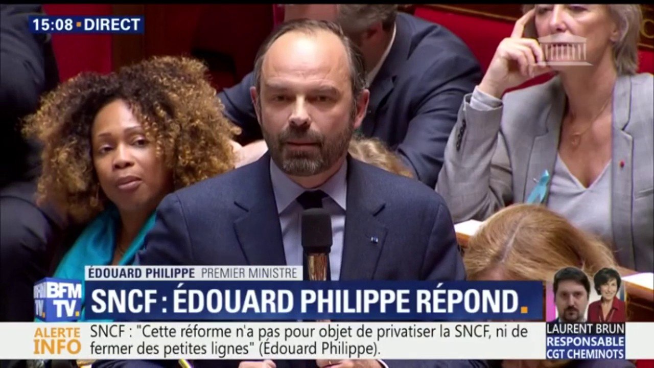 SNCF: "Si les grévistes doivent être respectés, les millions de Français qui veulent se déplacer doivent aussi être entendus", lance Edouard Philippe