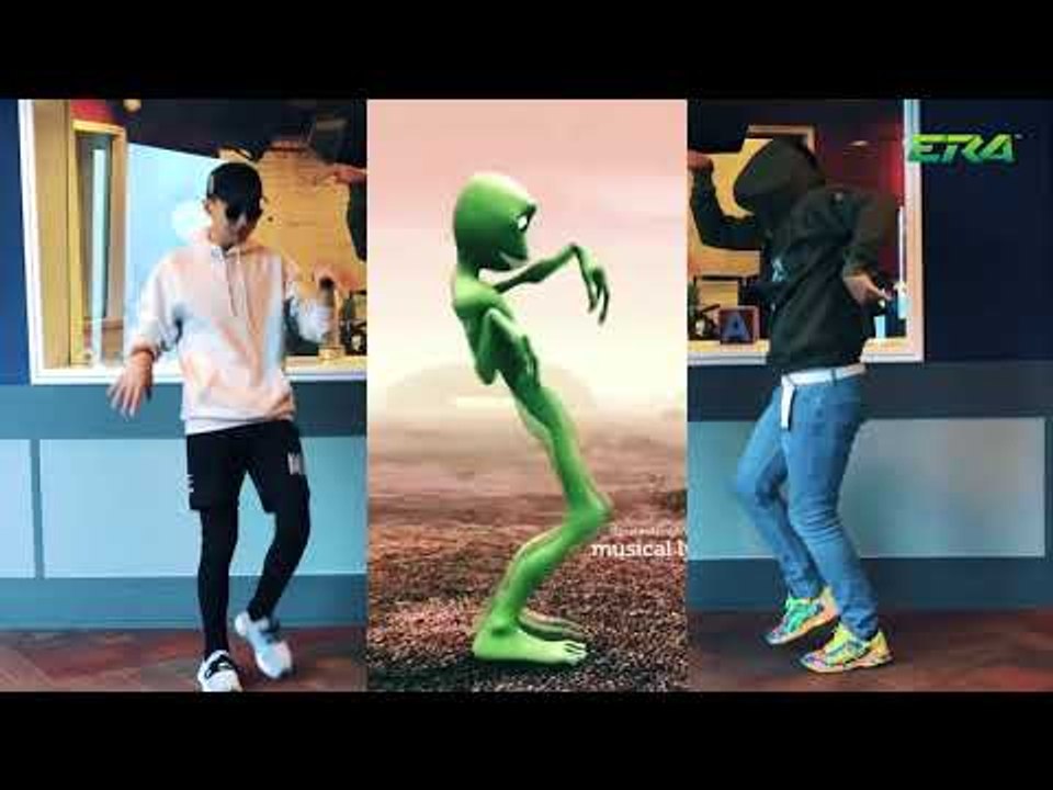 Johara x As'ad Motawh Buat Alien Dance