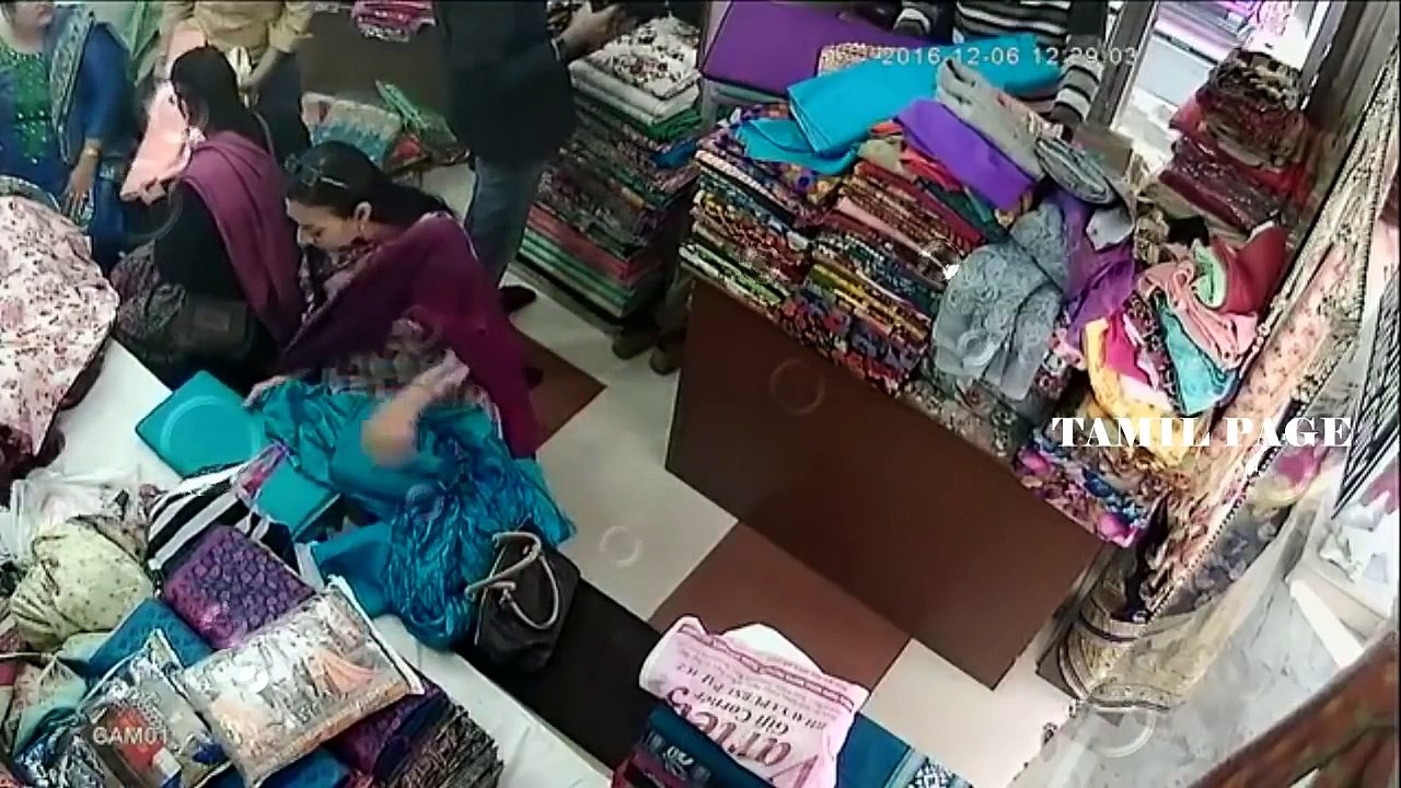 நாகரிகமான பெண் செய்யும் செய்யலைப் பாருங்கள்