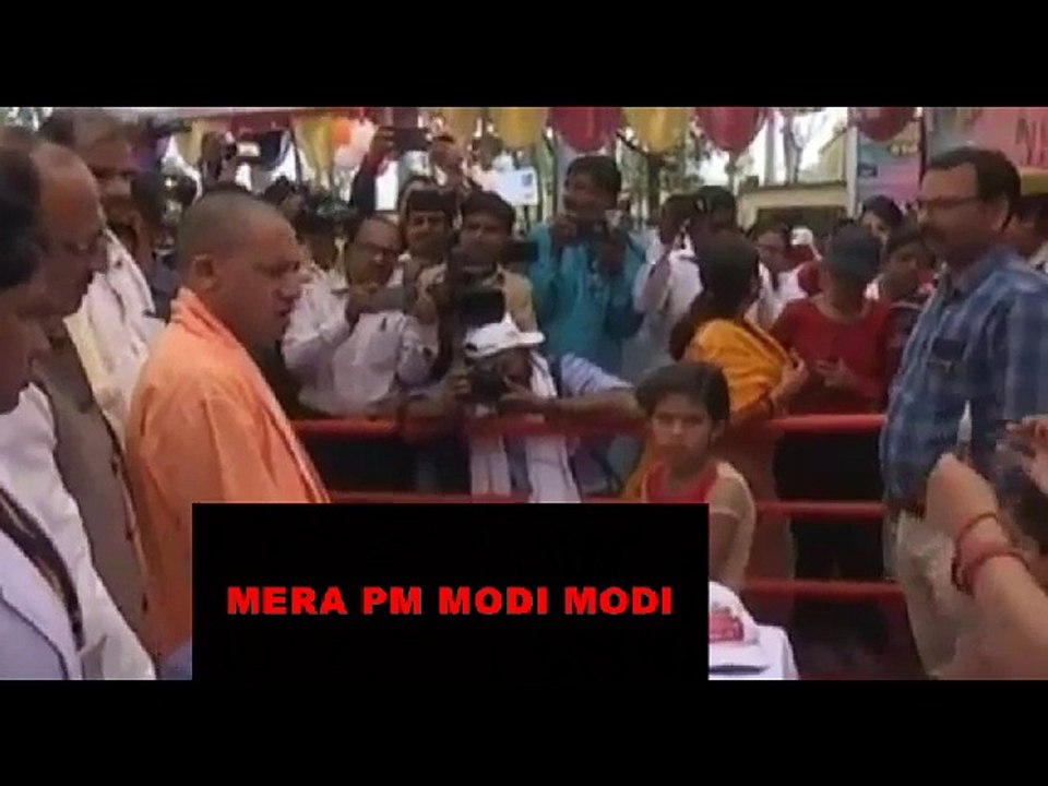 CM Adityanath Yogi visit hospital and Talk With Childrens