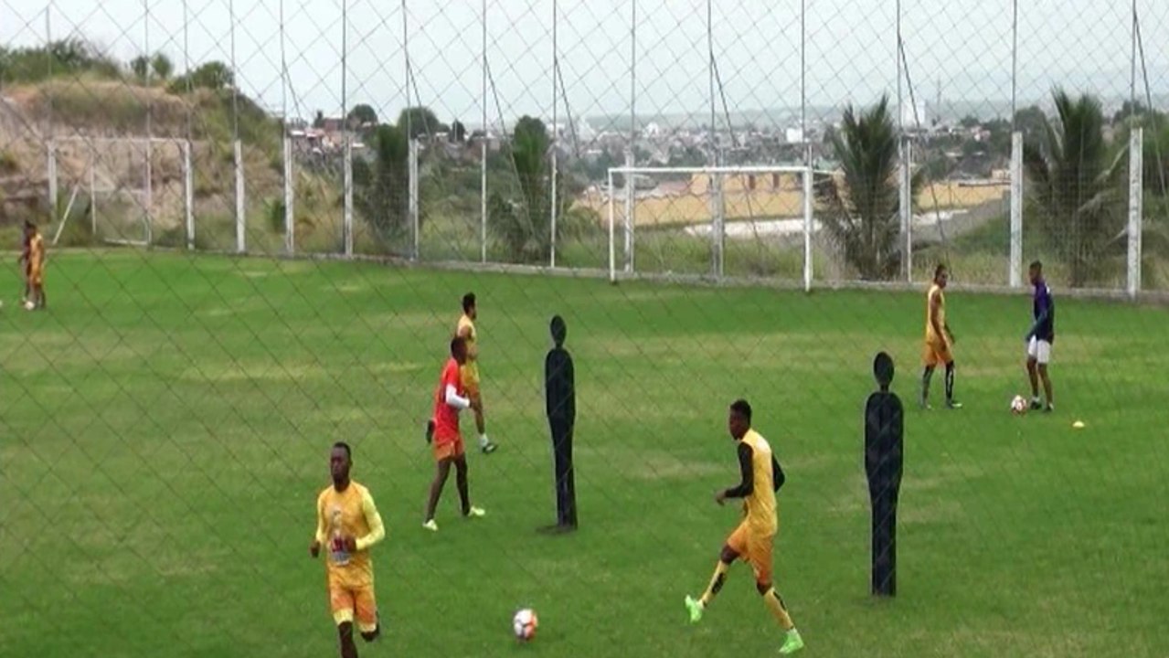 Delfín se enfrentara a Colo Colo de Chile por la Copa Libertadores