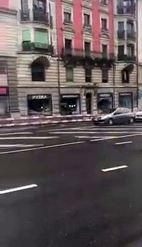 Genève : La police et une Clio en course poursuite !