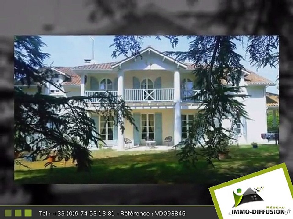 Propriété A vendre Condom 325m2 + Terrain 100000m2