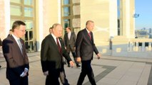 Cumhurbaşkanı Erdoğan, Rusya Devlet Başkanı Putin ile külliyenin balkonunda