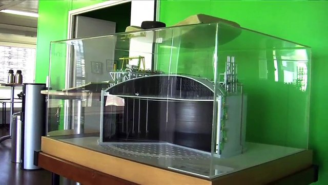 LA REVUE : La revue : René Raimondi/Maire de Fos sur mer/Pdt du SAN Ouest Provence