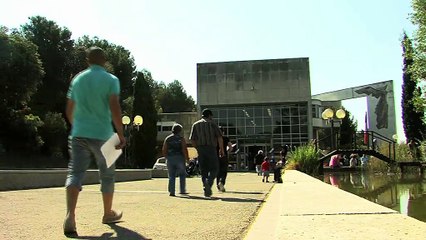 LA REVUE : La revue : Henri-Paul Pellegrino et Simon Babre/30 ans de la sous-préfecture d'Istres