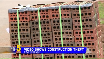 Descargar video: Video Shows Thief Stealing from Home Under Construction