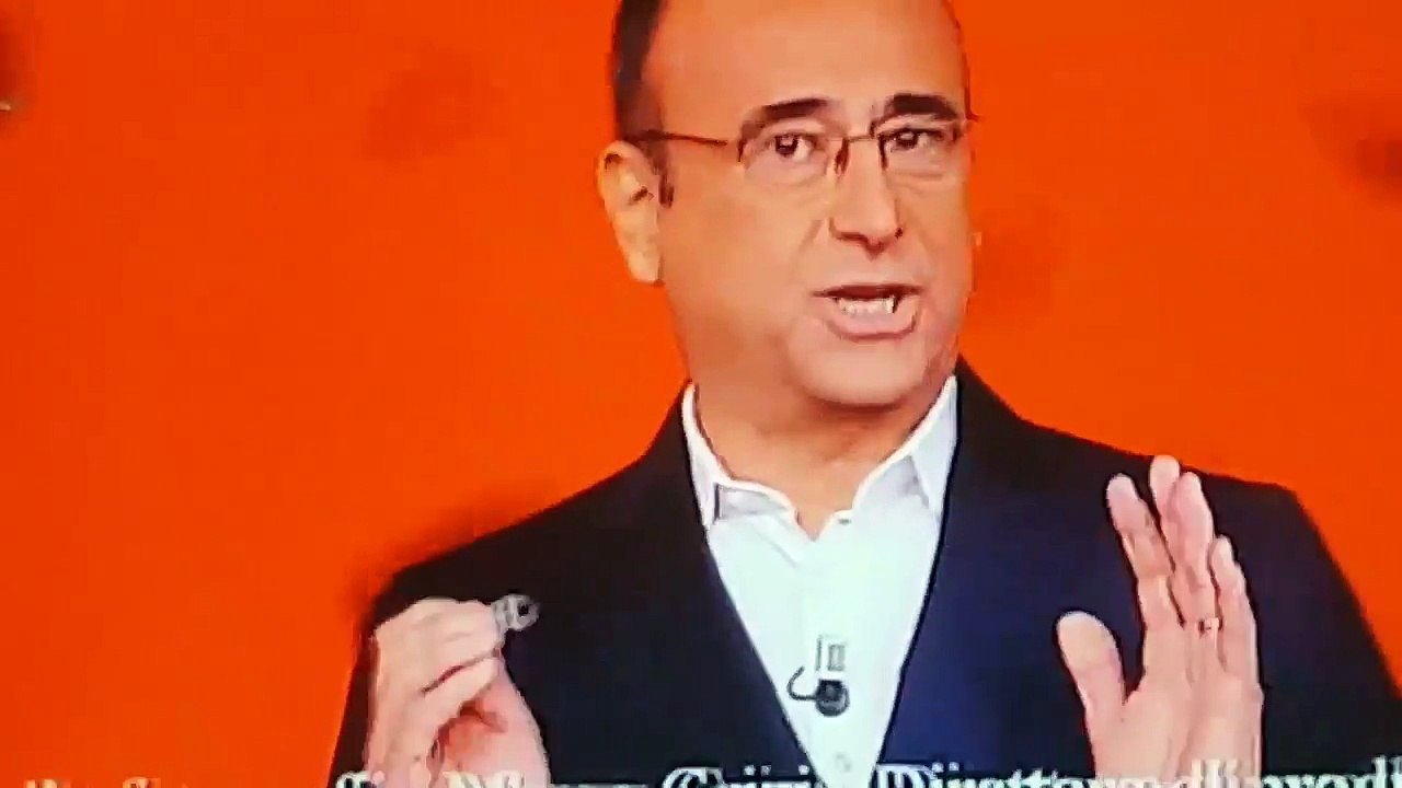 Morte Frizzi, oggi il ritorno di Carlo Conti all’Eredità. In lacrime: “Oggi non vorrei essere qui”. Lo strazio in Diretta – VIDEO