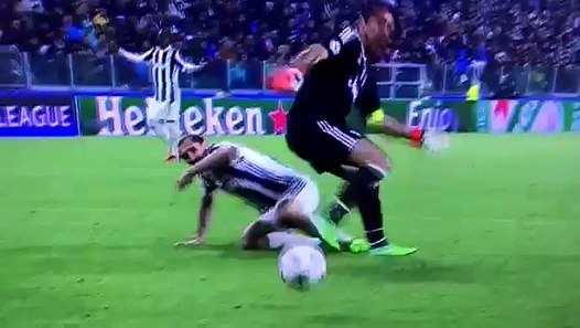 ronaldo bicyclette vs juventus