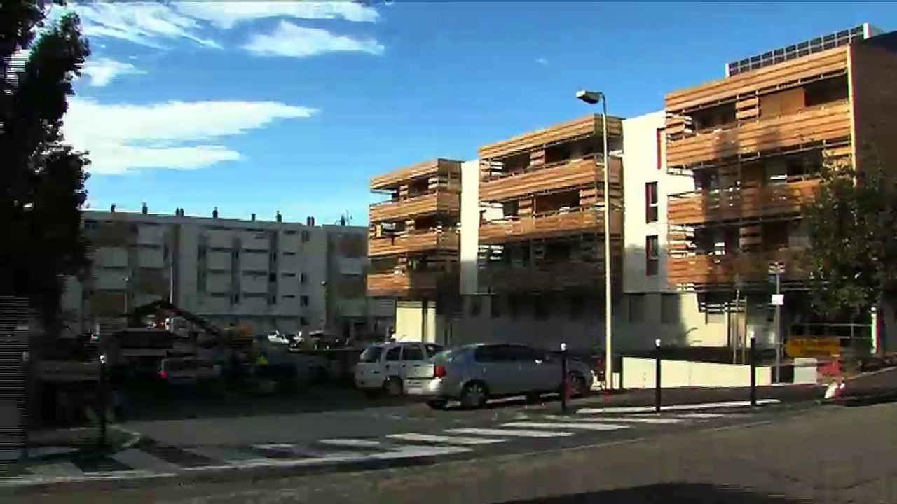 LA REVUE : La revue : Loïc Gachon/Maire de Vitrolles