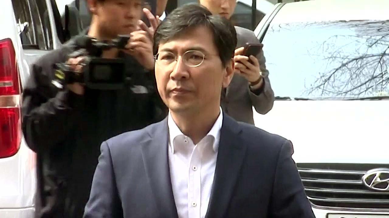 안희정 오늘 영장심사...구속 여부 밤늦게 결정 / YTN