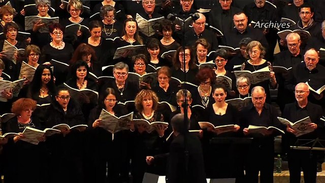 LA REVUE : La revue : Georges Fournier/Nicolas Baralis/Choeur philharmonique de Martigues
