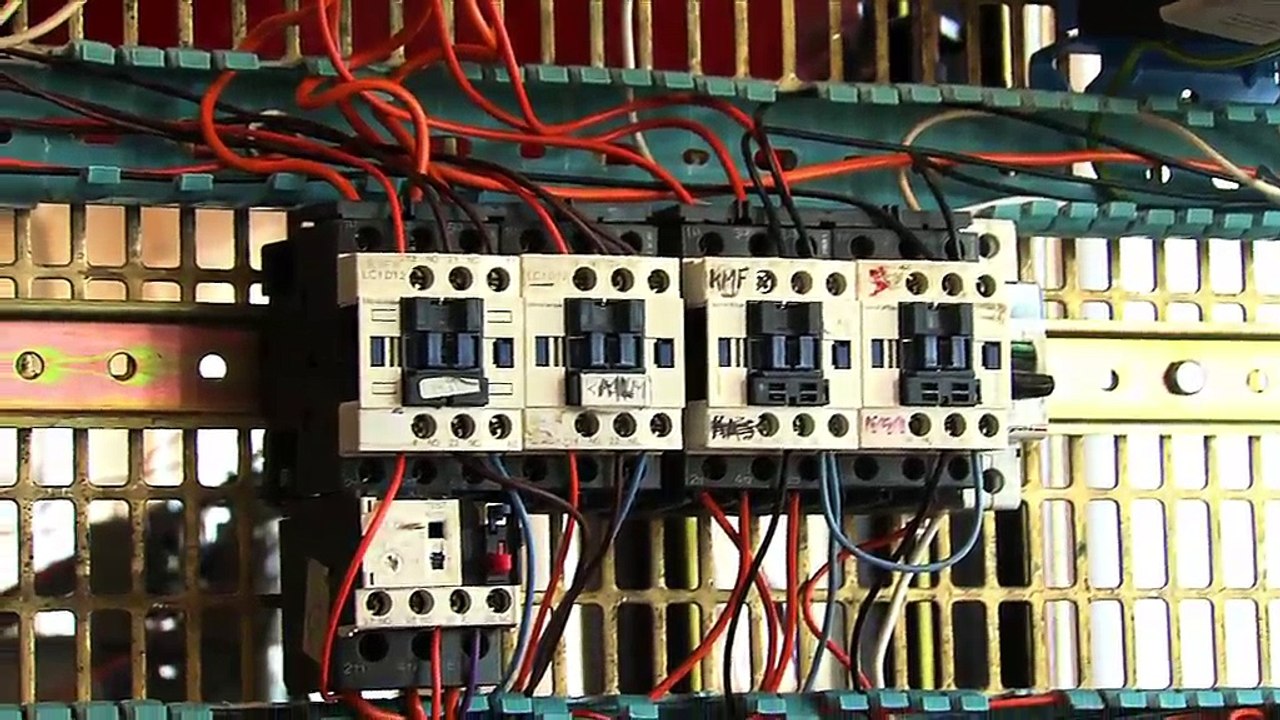 VUE D'ICI : Vue d'ici : « L'école des grands » 02 06 15