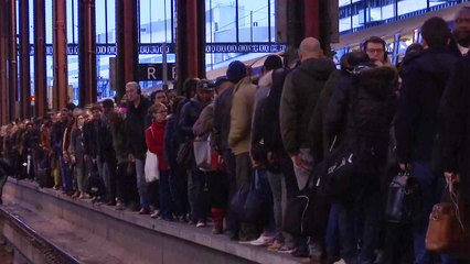 프랑스 철도노조 파업으로 교통대란 / YTN