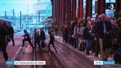Grève SNCF : la France privée de trains