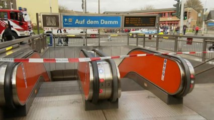 Descargar video: Unfall im U-Bahn-Tunnel: Mindestens 35 Verletzte