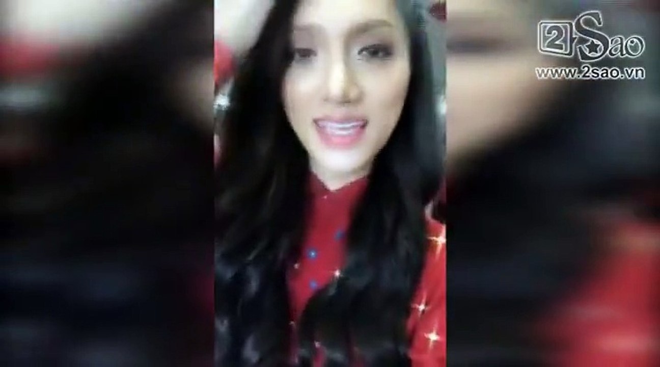 Bị mỉa mai là hoa hậu kiệt sỉ vì mua giày giảm giá 200 nghìn, Hương Giang Idol tuyên bố "kệ tôi"