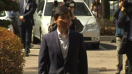 안희정 법원 출석…두 번째 영장심사  / YTN