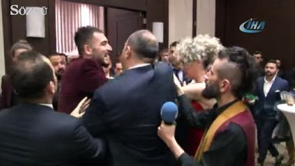 Ünlü dj Berna Öztürk'e galada takıntılı hayranından saldırı