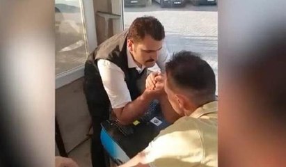 Bilek güreşi yaparken kolu böyle kırıldı