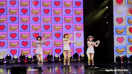 Tung MV comeback với vũ đạo "Khỉ gãi mông thèm chuối", OH MY GIRL khiến fan Kpop "cạn lời" bối rối