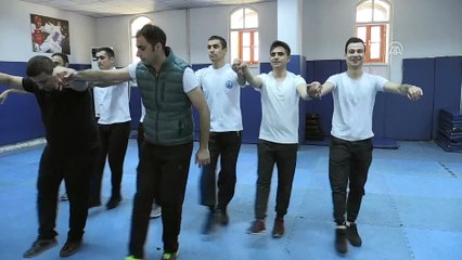 Polislerin sanatsal faaliyetleri takdir topluyor (1) - İSTANBUL