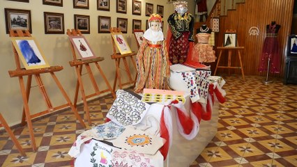 Soğan kabuklu, kibrit çöplü, cam kırıklı, marşmelovlu sergi - BALIKESİR