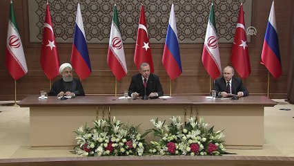 Cumhurbaşkanı Erdoğan: '(Üçlü zirve) Birinciyi Soçi'de yaptık, ikinciyi burada, üçüncüyü de Tahran'da yapacağız'  ANKARA