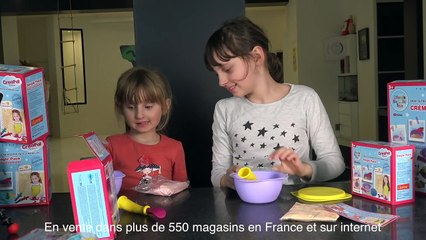 Video herunterladen: ANNIVERSAIRE & PYJAMASQUES • CHASSE AUX OEUFS DANS LA MAISON - Studio Bubble Tea