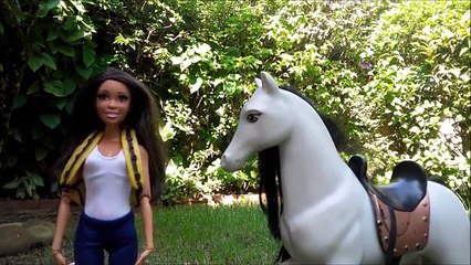 NOVELINHA DA BARBIE - VIDA DE MODELO EP. 1 - CHEGANDO NA CIDADE GRANDE