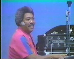 El Gran Combo - A La Reyna, canta Jerry Rivas - MICKY SUERO CANAL