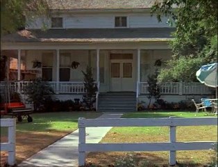 Charlie's Angels S01E02 Hellride