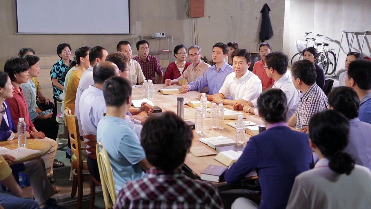 Was ist die Beziehung zwischen Gott und der Bibel?