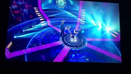 'Smart Guy' Gets The First Question Wrong On Who Wants To Be A Millionaire