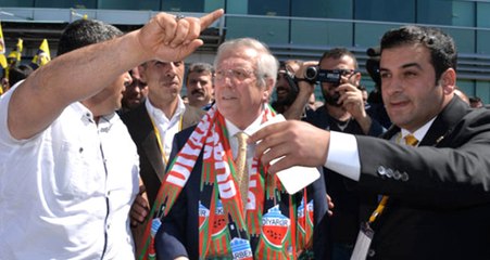 Aziz Yıldırım, Diyarbakır'da Davul-zurna ile Karşılandı
