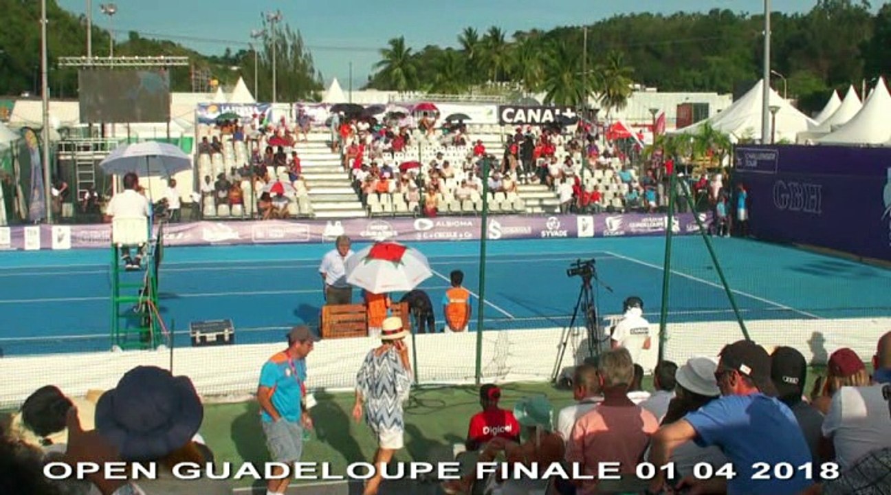 Tennis902 04 2018