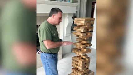 le pro du Jenga avec ce coup exceptionnel