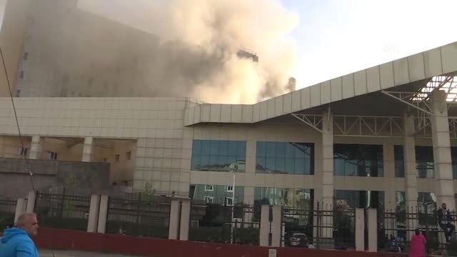 Taksim Eğitim ve Araştırma Hastanesi'nde Yangın (5)