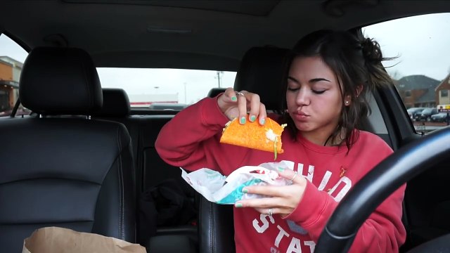 TASTING TACO BELL FOODS! MUKBANG