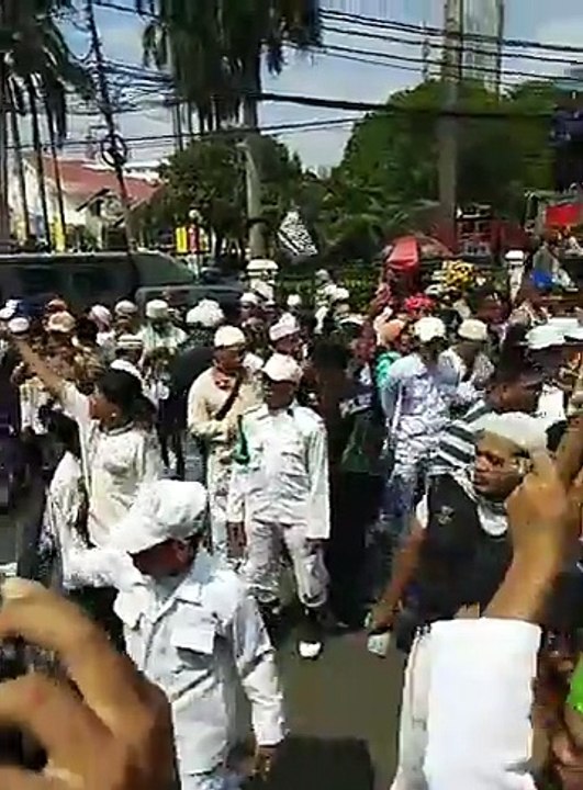 Tak Ada di TV, Video Aksi Bela Islam 64