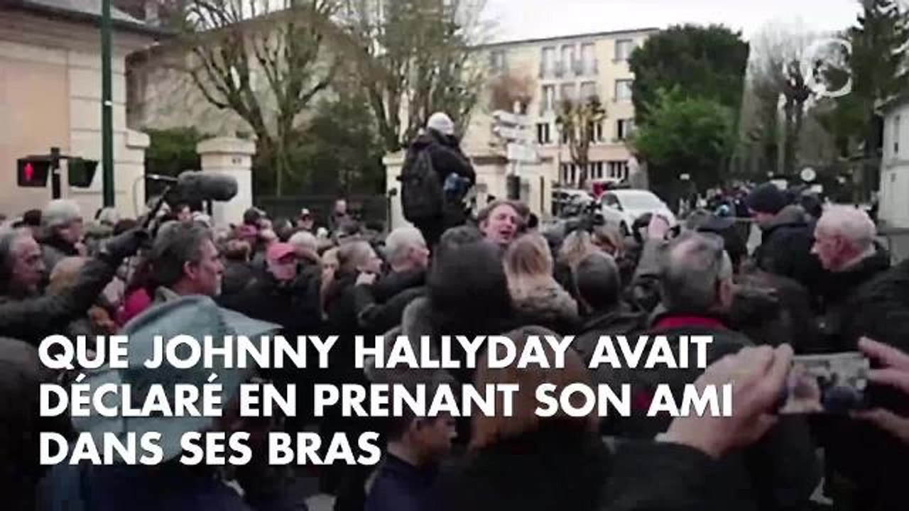 Aux obsèques de Mireille Darc, Johnny Hallyday avait le pressentiment qu'il allait bientôt mourir
