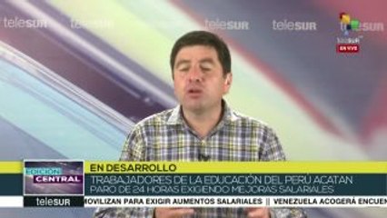 Docentes en Perú protestan por mejoras salariales