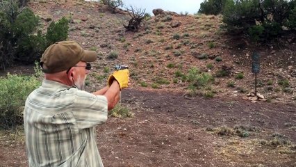 Forgotten Weapons - Bonus - Joel fires the (Reproduction) Liberator