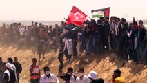 Filistiniler Gazze sınırındaki gösterilerde Türk bayrakları taşıdı  - HAN YUNUS