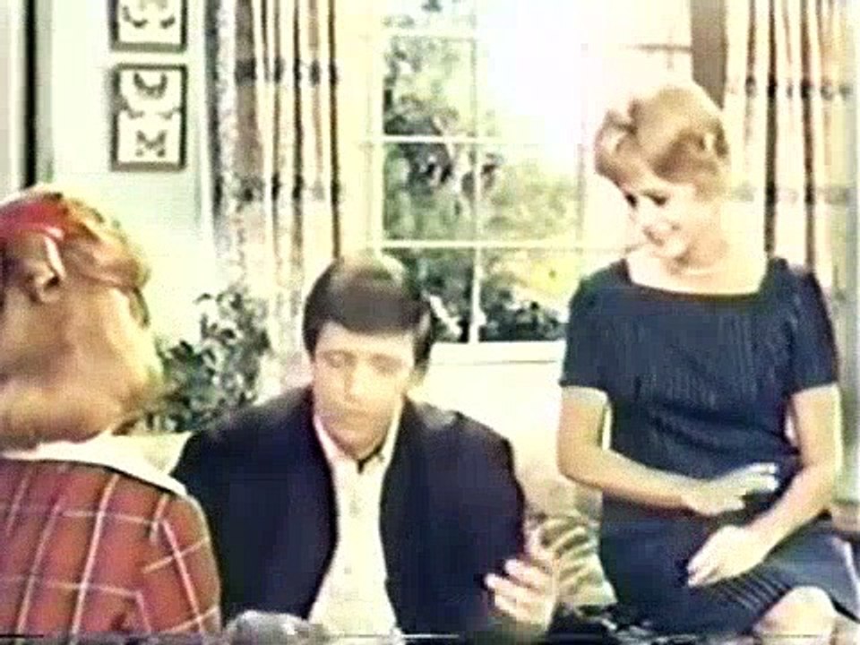 Petticoat Junction S06E11 First Night Out
