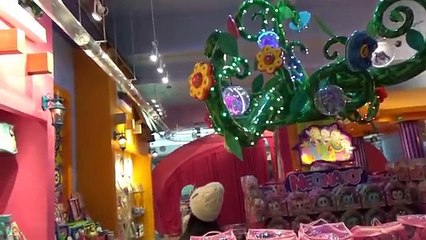 ENFERMERA TANIA DE DISTROLLER GUORLD ME ENTREGA UN NOÑITO!!! JUGUETES