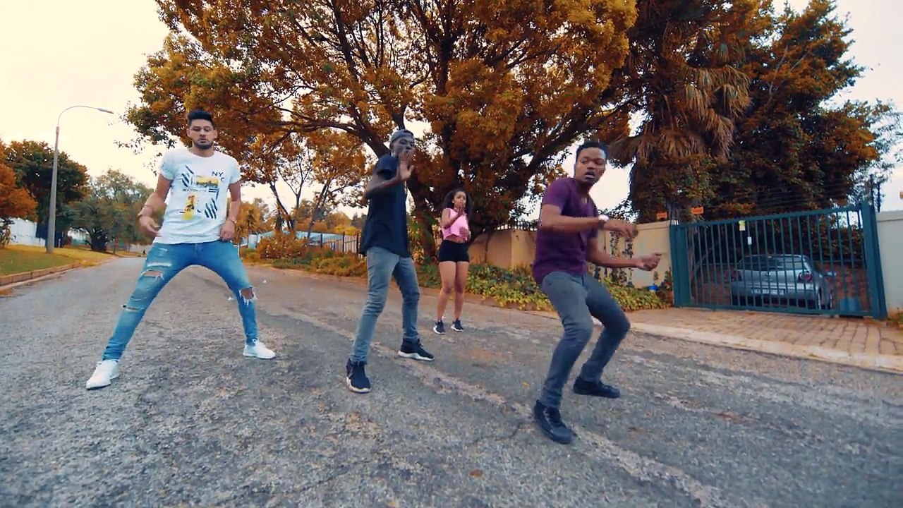 Mini Cooper Bhenga Dance ft. Bri Bri, Superstar Dan, Steven Lee, DangerFlex (Shot by OMFilms)